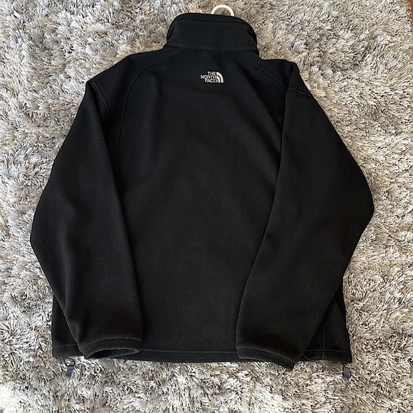 Black Fleece North Face Jacket - Picture 2 of 3